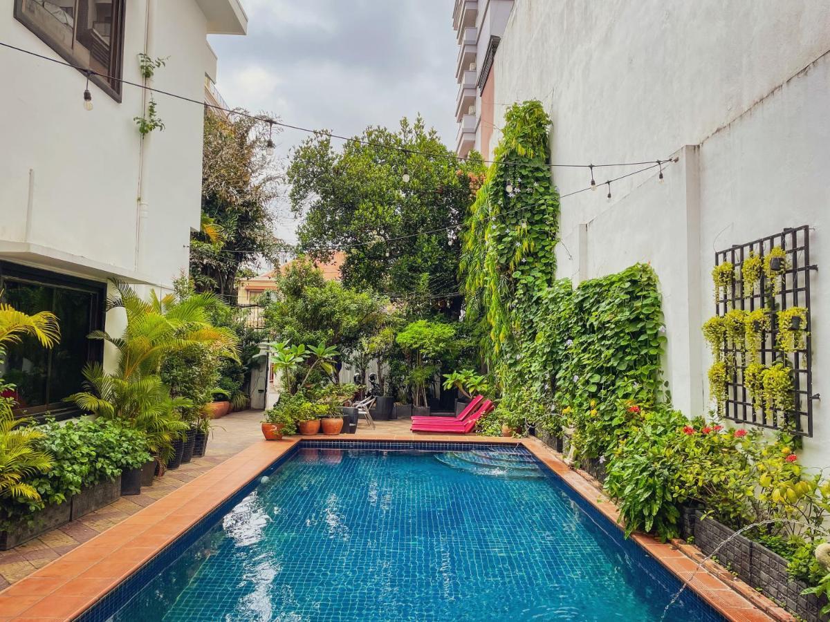 Birdcage Boutique Hotel Phnom-Penh Buitenkant foto