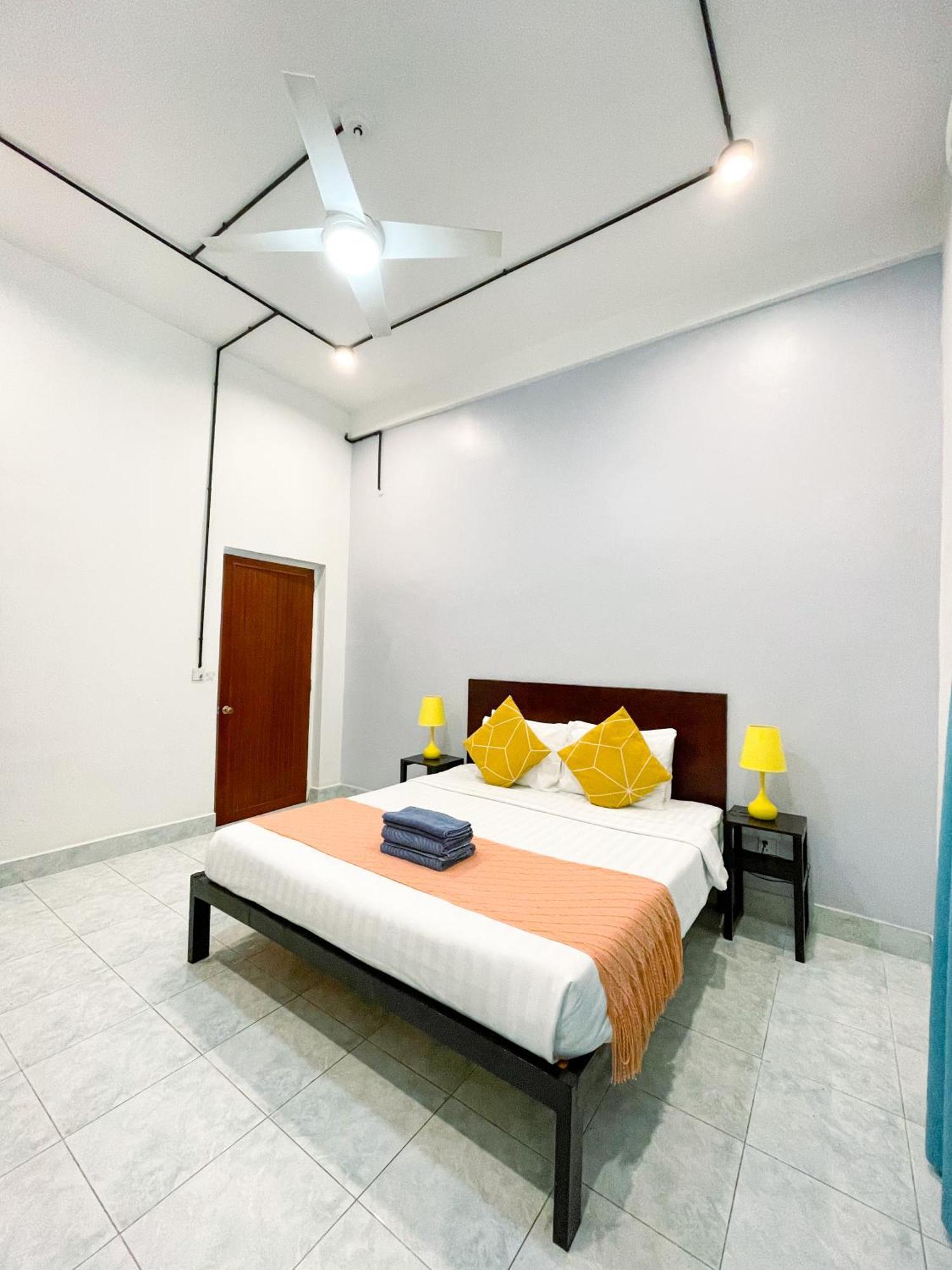 Birdcage Boutique Hotel Phnom-Penh Buitenkant foto