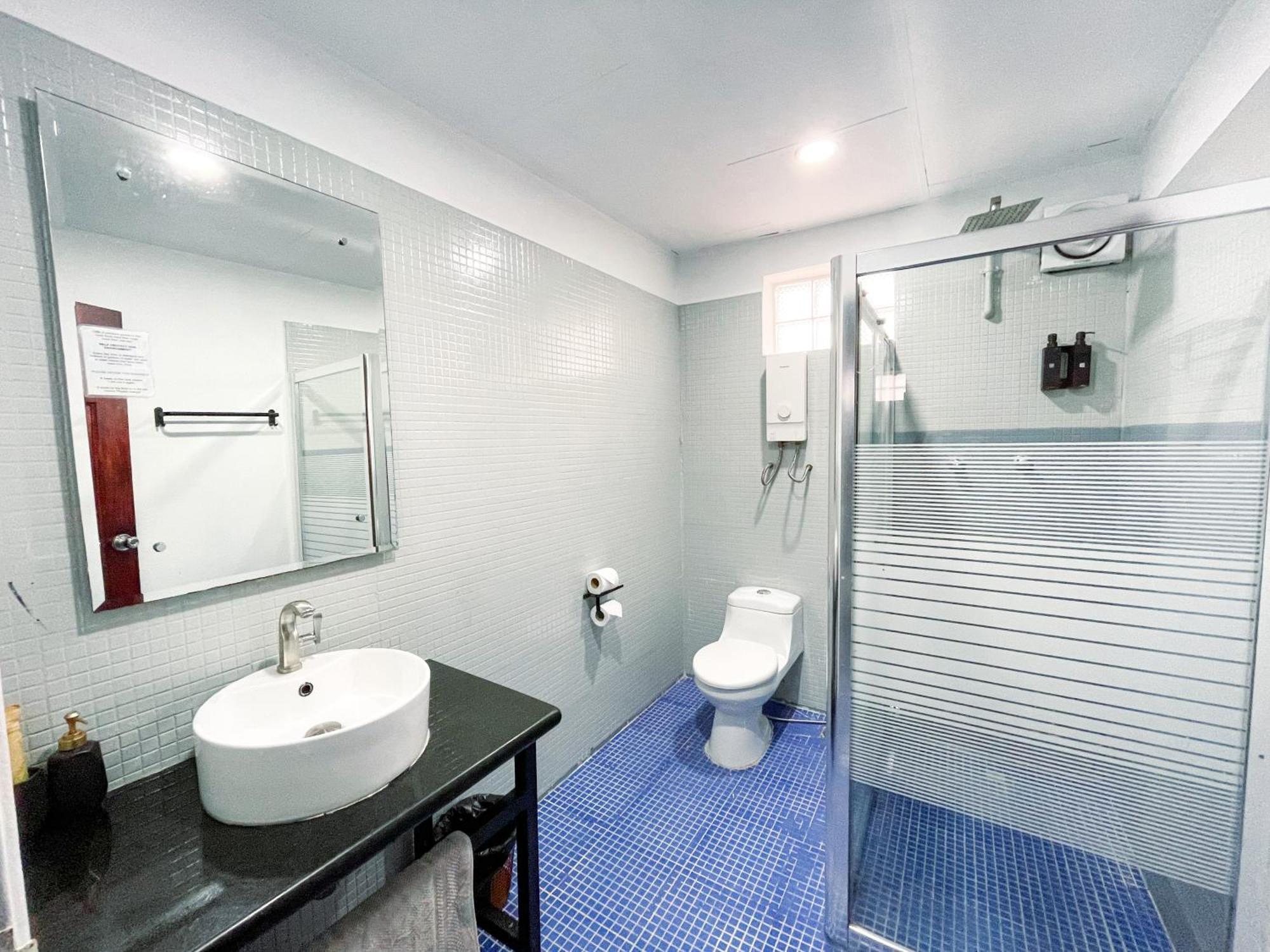 Birdcage Boutique Hotel Phnom-Penh Buitenkant foto
