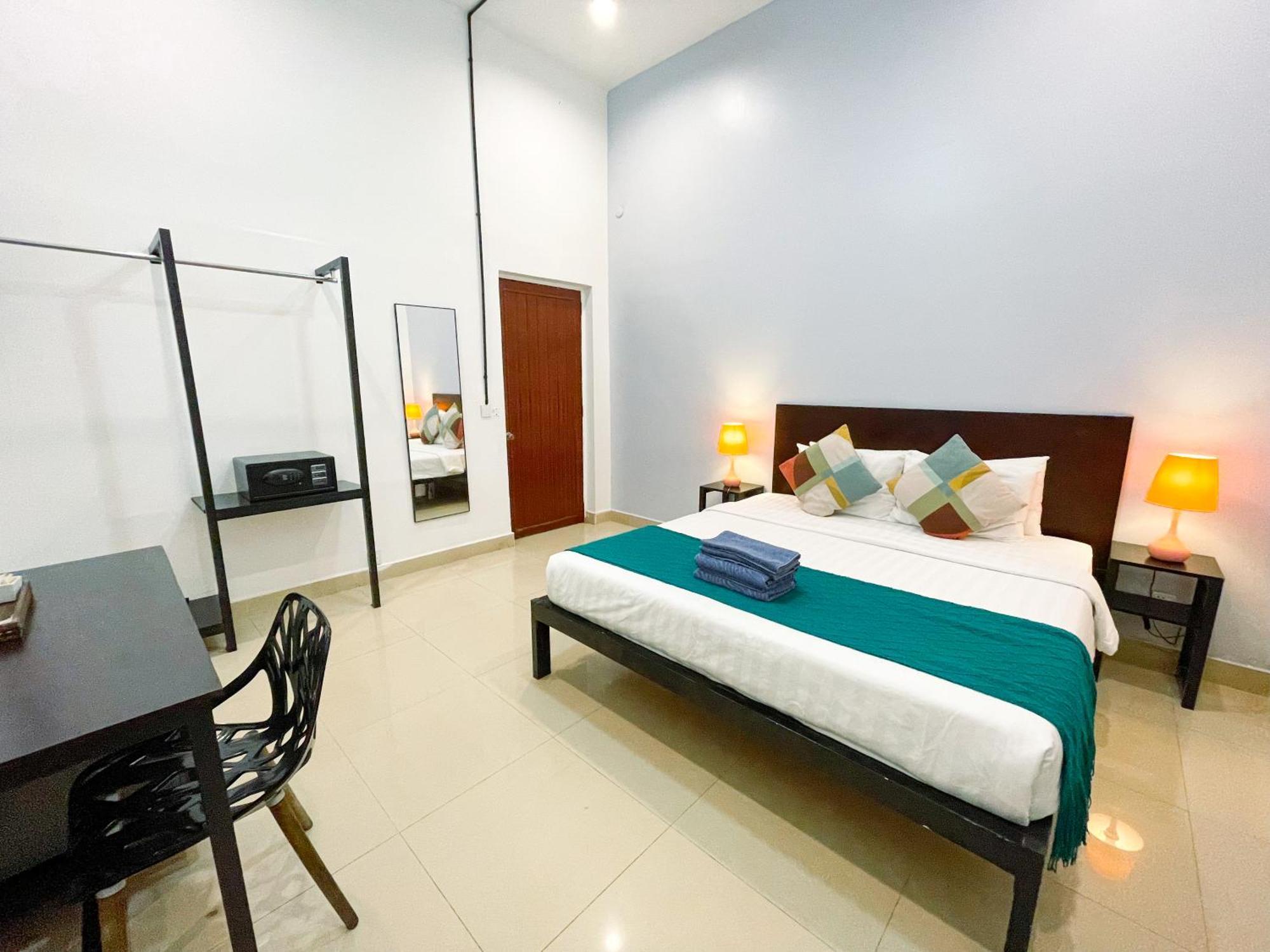 Birdcage Boutique Hotel Phnom-Penh Buitenkant foto