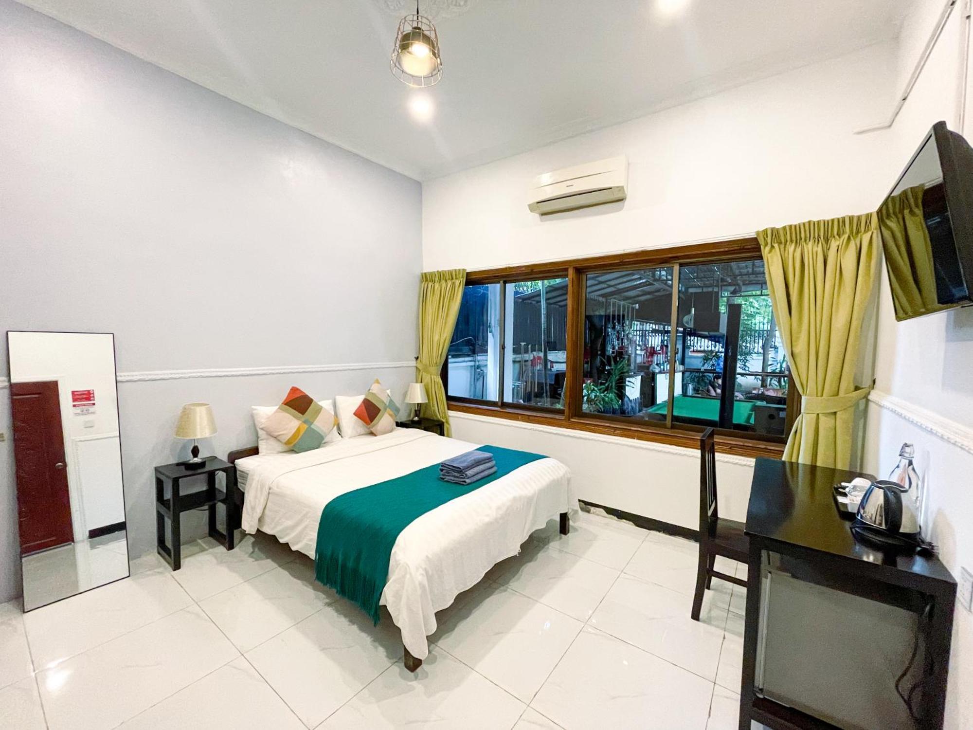 Birdcage Boutique Hotel Phnom-Penh Buitenkant foto